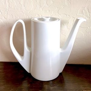 Bavarian MCM Bauscher Weiden Bavaria Germany Coffee Pot. Elegant